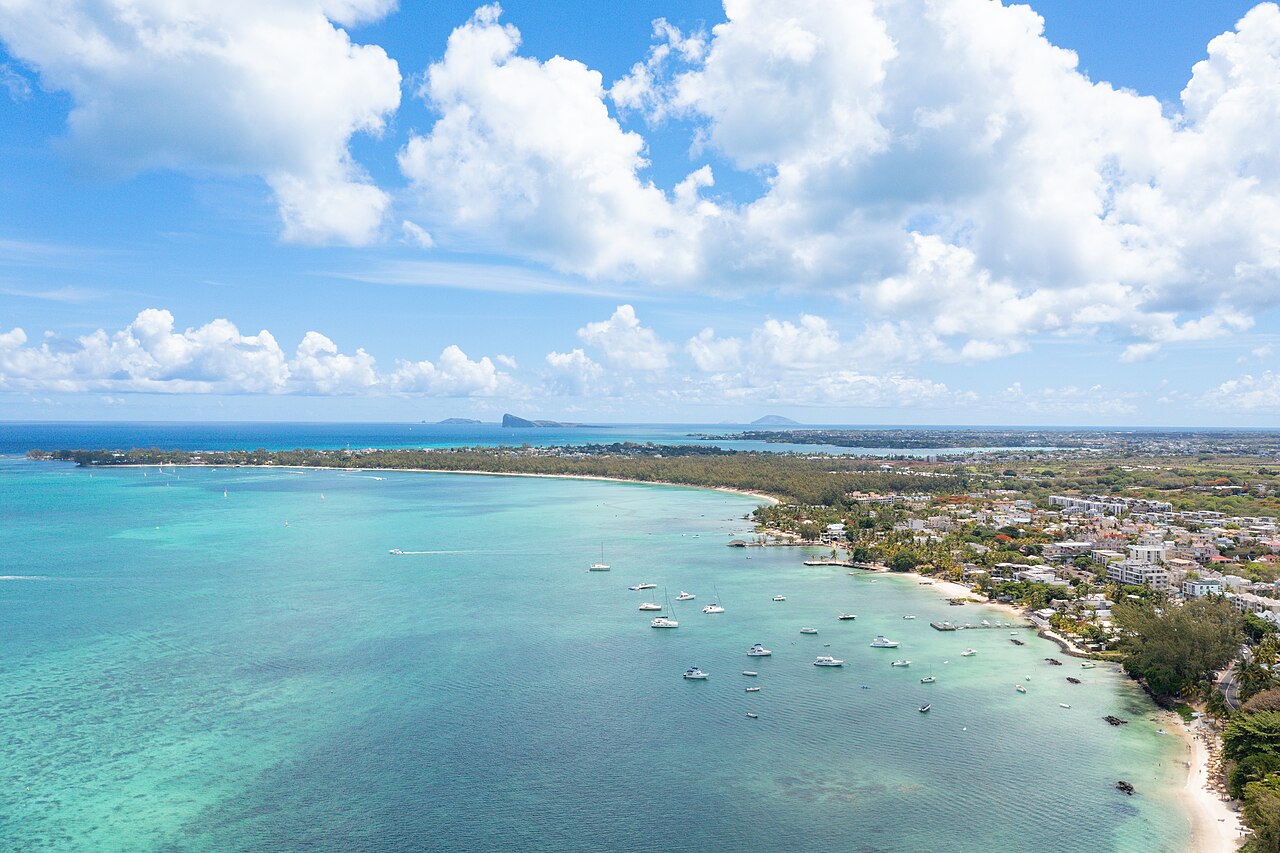 La costa di Mon Choisy e Trou aux Biches