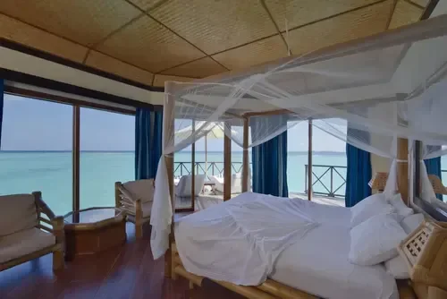 Interno di una villa sull’acqua